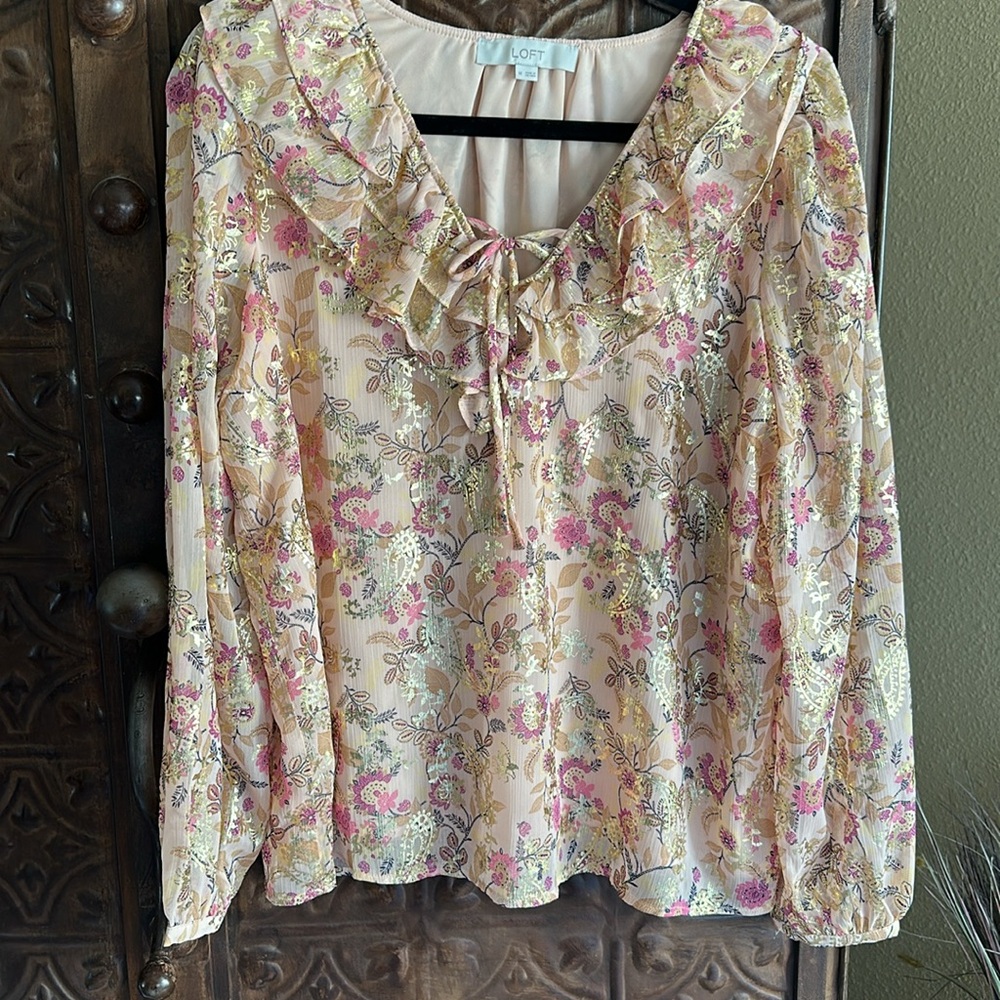 Floral Ruffle Blouse-Loft medium - Picture 3 of 4